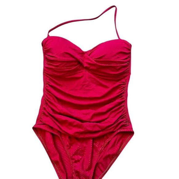 La Blanca Women's Red Nylon/Spandex Twisted Bandeau Ruched One pc Swimsuit - Picture 6 of 8